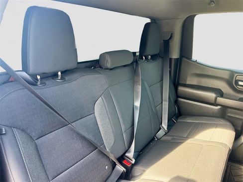 Used 2022 Chevrolet Silverado 1500 Custom image 25