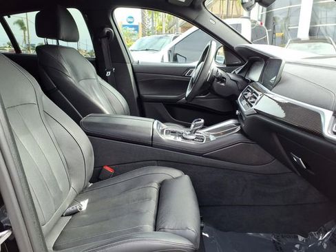 Used 2021 BMW X6 M50i w/ Executive Package AWD/4WD image 26