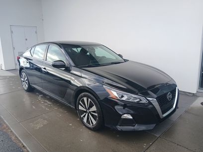 Used 2021 Nissan Altima 2.5 SV
