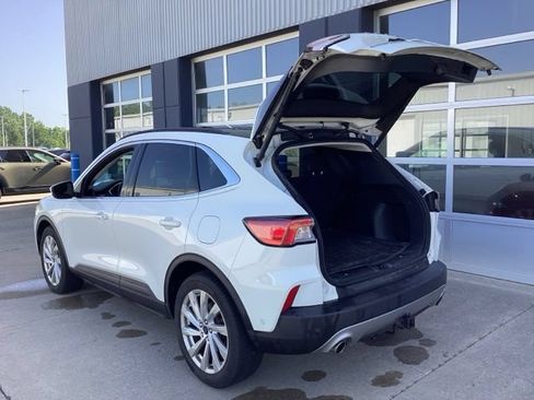 Used 2021 Ford Escape Titanium w/ Titanium Elite Package AWD/4WD image 13