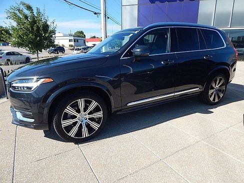 Certified 2022 Volvo XC90 T6 Inscription image 11