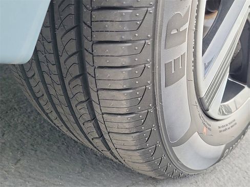 Used 2024 Nissan Sentra SV image 27