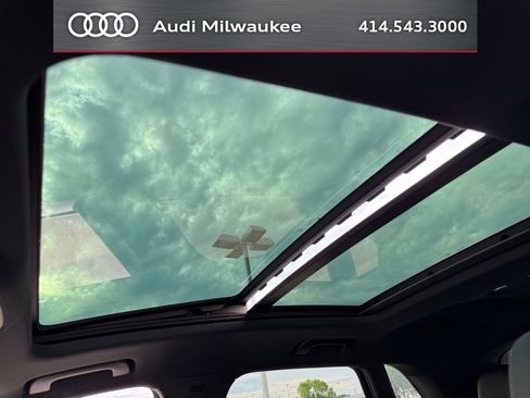 Used 2024 Audi Q3 2.0T Premium Plus AWD/4WD image 9