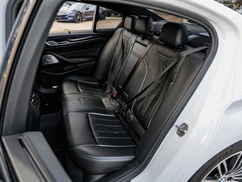 Used 2018 BMW 540i xDrive w/ M Sport Package image 48