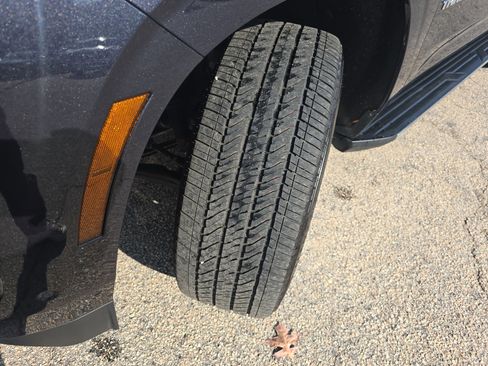 Used 2025 Chevrolet Tahoe High Country image 34