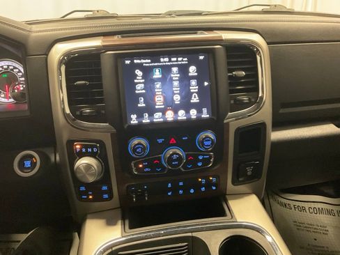 Used 2016 RAM 1500 Laramie w/ Convenience Group AWD/4WD image 21