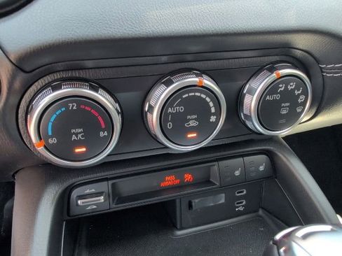 Used 2025 MAZDA MX-5 Miata RF Grand Touring image 23