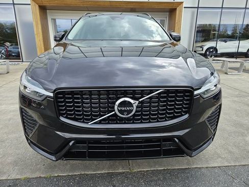 Used 2025 Volvo XC60 B5 Plus w/ Climate Package AWD/4WD image 2