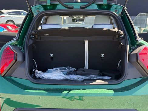 New 2026 MINI Cooper 2-Door Hardtop FWD image 22