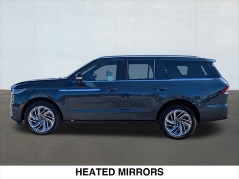 Certified 2023 Lincoln Corsair FWD image 2