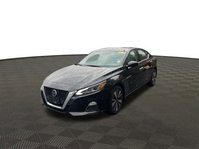 Used 2022 Nissan Altima 2.5 SV