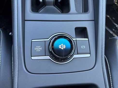 New 2026 Volkswagen Tiguan SE image 24