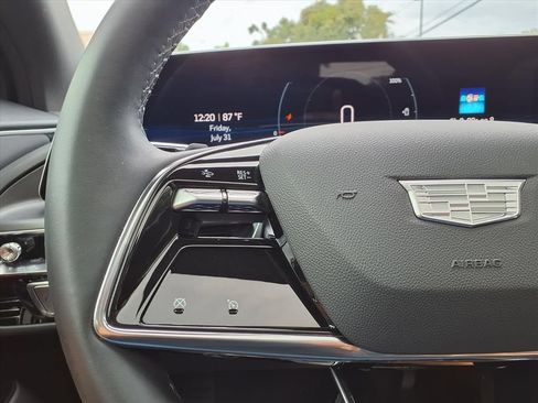 Used 2024 Cadillac Lyriq Tech RWD image 25