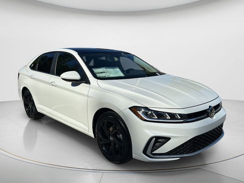 New 2026 Volkswagen Jetta SE image 15