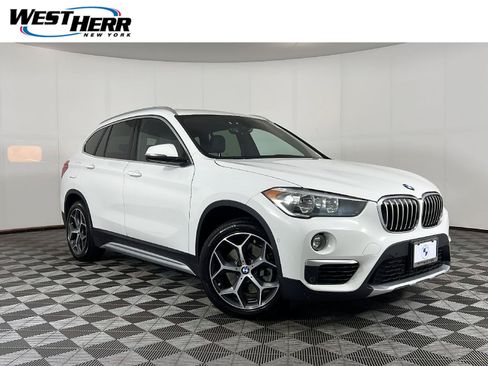 Used 2018 BMW X1 xDrive28i AWD/4WD image 1