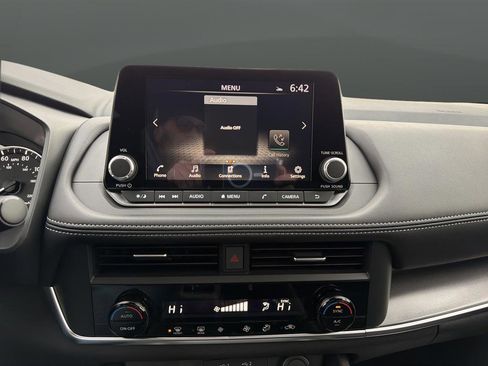 New 2026 Nissan Rogue SV image 7