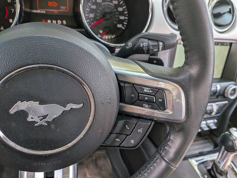 Used 2017 Ford Mustang Premium RWD image 22
