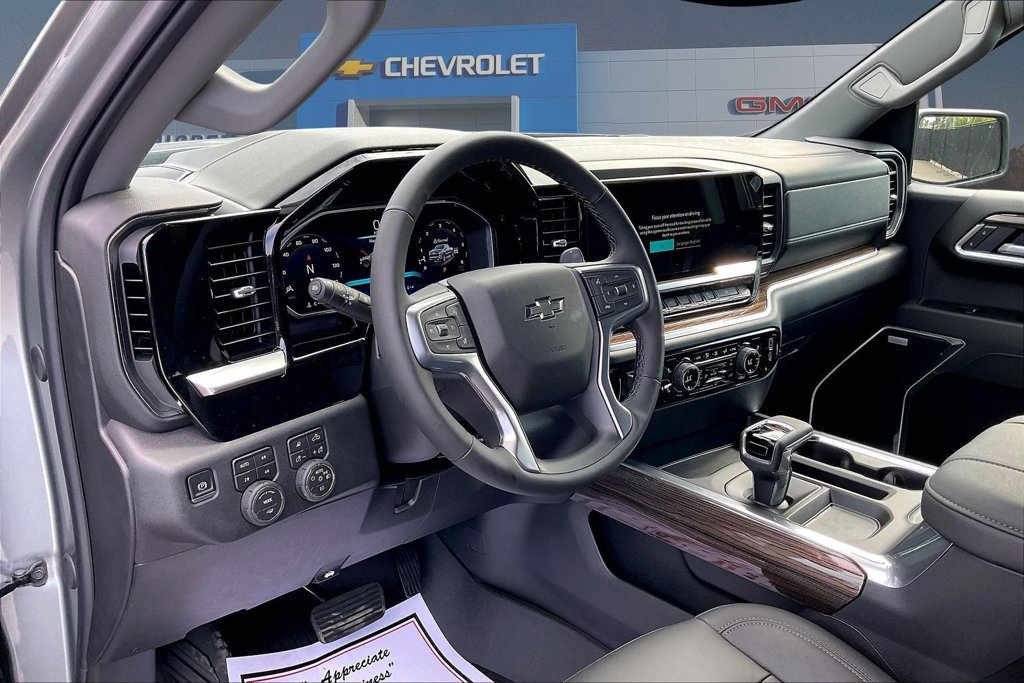 New 2026 Chevrolet Silverado 1500 RST w/ Safety Package AWD/4WD image 7