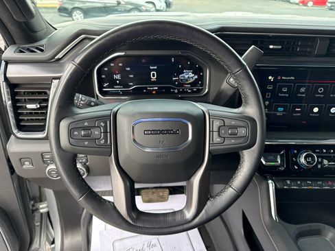 Certified 2025 GMC Sierra 3500 Denali Ultimate AWD/4WD image 15