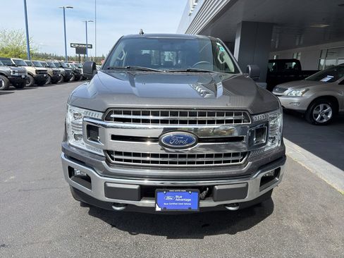 Used 2018 Ford F150 XLT w/ Equipment Group 302A Luxury AWD/4WD image 2