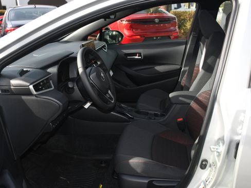 New 2026 Toyota Corolla SE image 3