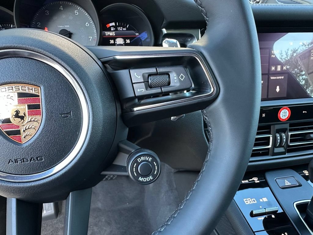 Certified 2026 Porsche Macan S AWD/4WD image 18