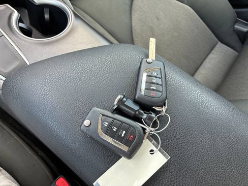Used 2024 Toyota Camry LE FWD image 31