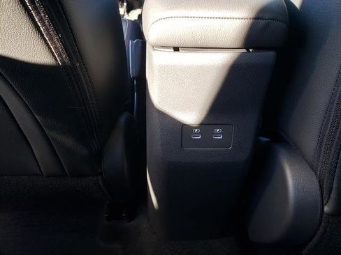 New 2026 Nissan Kicks SR w/ Cold Weather Package AWD/4WD image 15