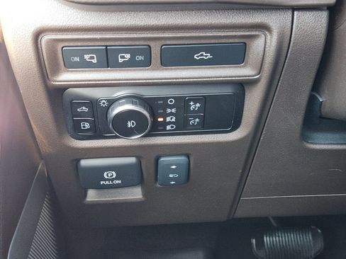 Used 2023 Ford F150 King Ranch w/ Equipment Group 601A High AWD/4WD image 19