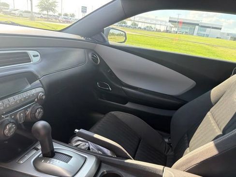 Used 2015 Chevrolet Camaro LS RWD image 11