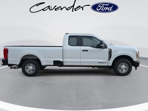 New 2026 Ford F350 XL w/ XL Driver Assist Package RWD image 4