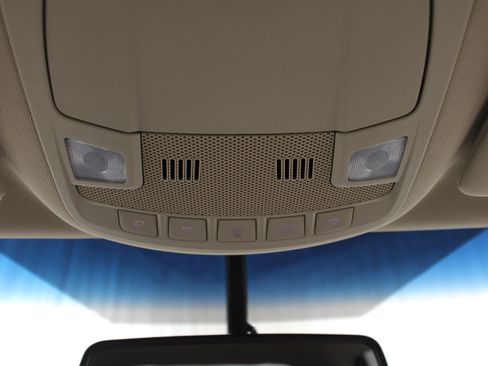 Used 2017 Lincoln MKX Select w/ Select Plus Package image 19