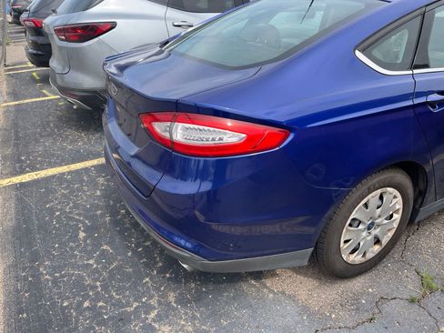 Used 2014 Ford Fusion S FWD image 12