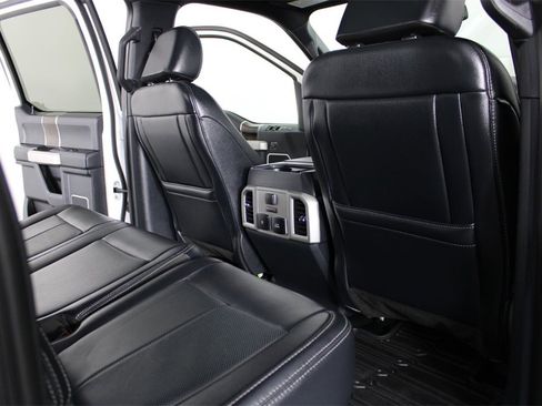 Used 2022 Ford F450 Lariat w/ Lariat Ultimate Package image 39