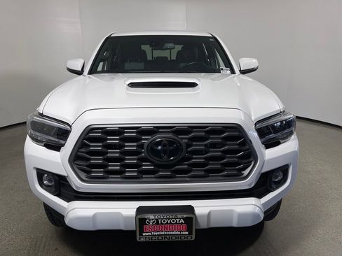 Certified 2023 Toyota Tacoma TRD Sport image 8