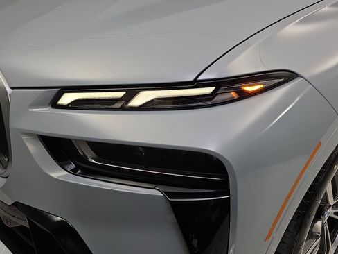 New 2026 BMW X7 xDrive40i image 32