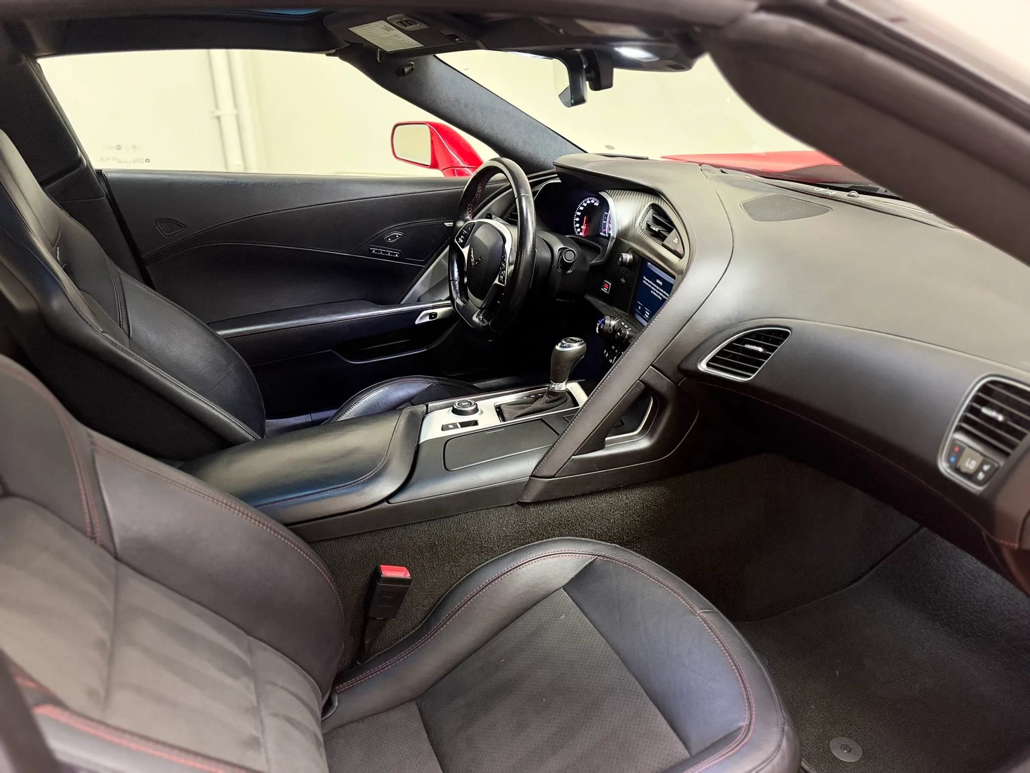 Used 2016 Chevrolet Corvette Stingray Coupe RWD image 20