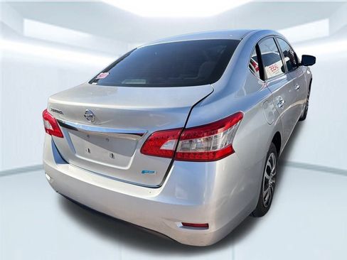 Used 2014 Nissan Sentra S image 8