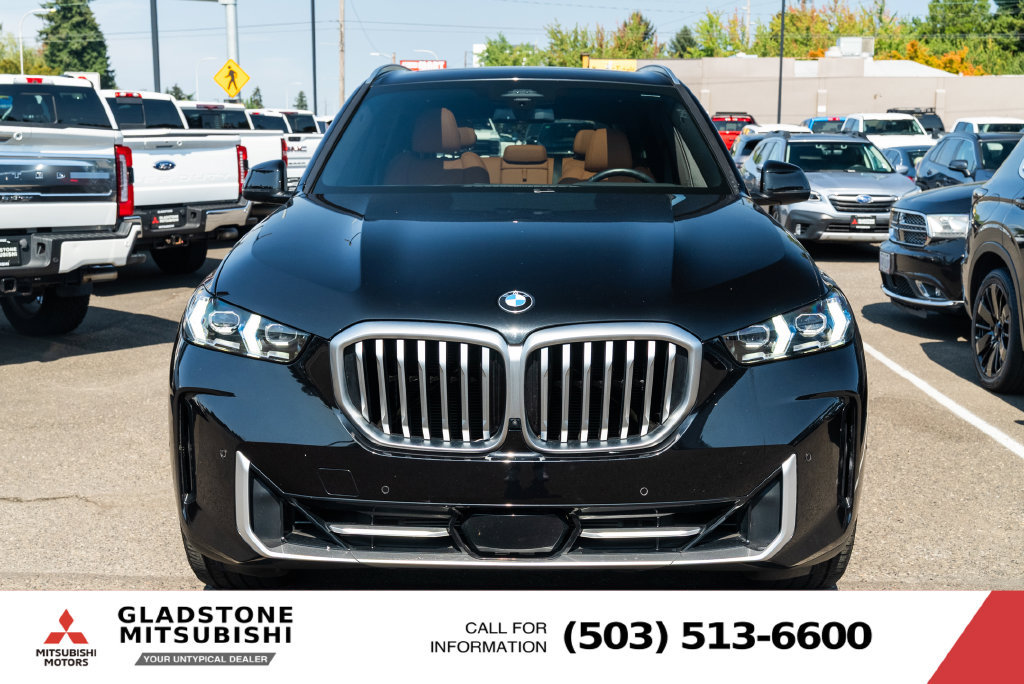 Used 2024 BMW X5 xDrive40i w/ Premium Package AWD/4WD image 2