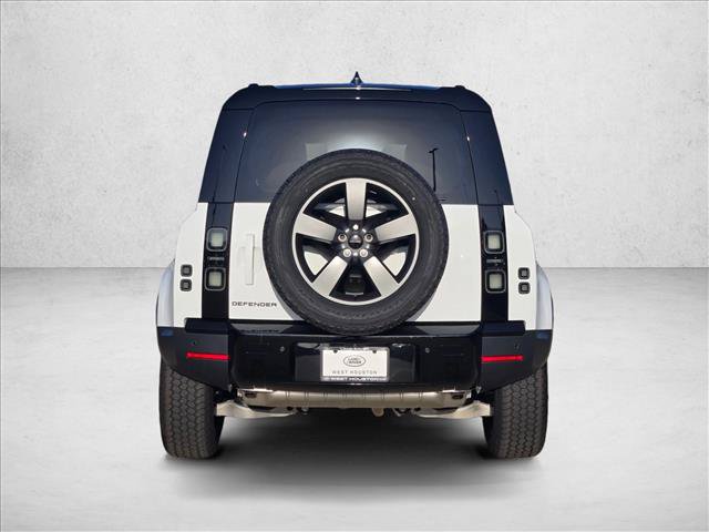 New 2026 Land Rover Defender 110 S AWD/4WD image 8