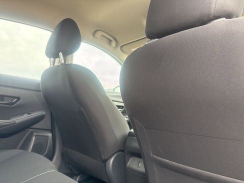 Certified 2025 Nissan Sentra SV image 30