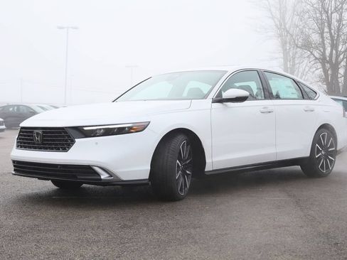 New 2026 Honda Accord Touring image 3