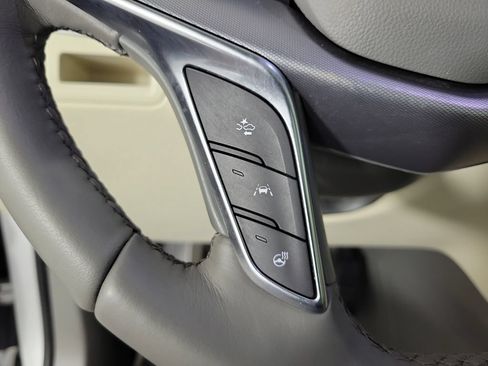 Used 2020 Cadillac XT5 Premium Luxury FWD image 24