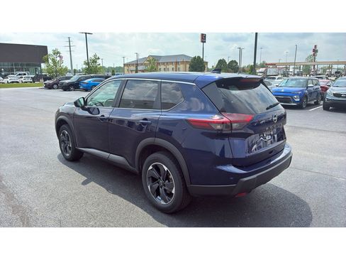 Used 2025 Nissan Rogue SV FWD image 4