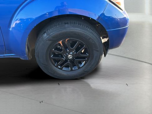 Used 2014 Nissan Frontier SV RWD image 34
