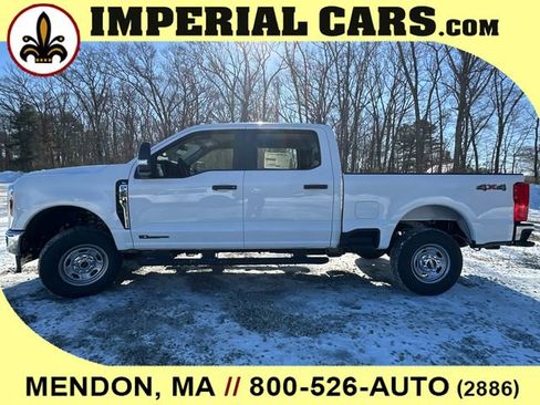 New 2026 Ford F250 XL w/ XL Chrome Package image 7