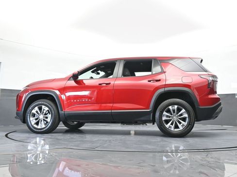 Used 2025 Chevrolet Equinox LT image 56