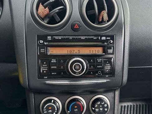 Used 2011 Nissan Rogue S AWD/4WD image 17