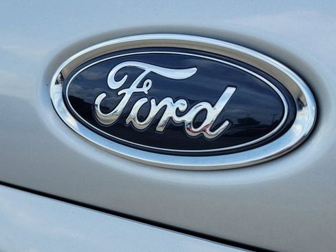 Used 2021 Ford EcoSport SE image 10