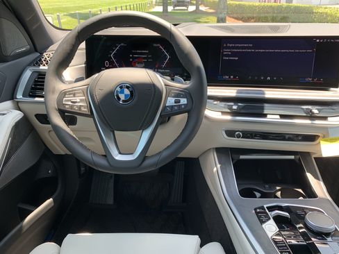Certified 2026 BMW X5 xDrive50e AWD/4WD image 19